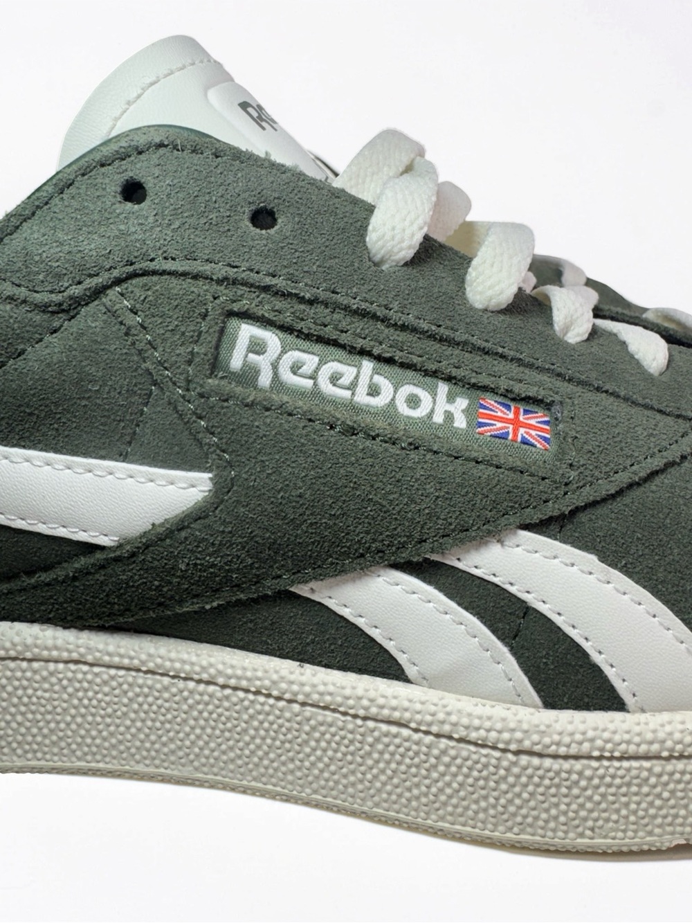 Reebok Club C Grounds UK Green Suede Retro Sneakers Men's 10 - Picture 8 of 11